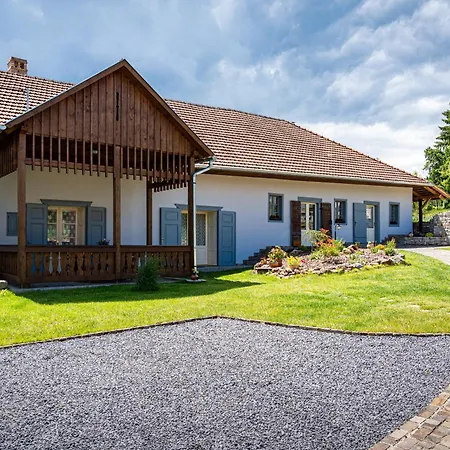 Bor-ko Udvarhaz Tolcsva