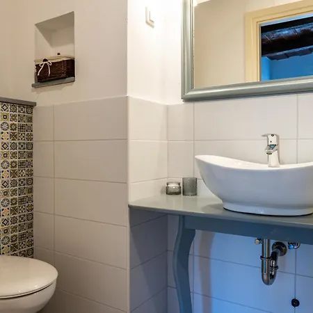 Bor-ko Udvarhaz Apartment *